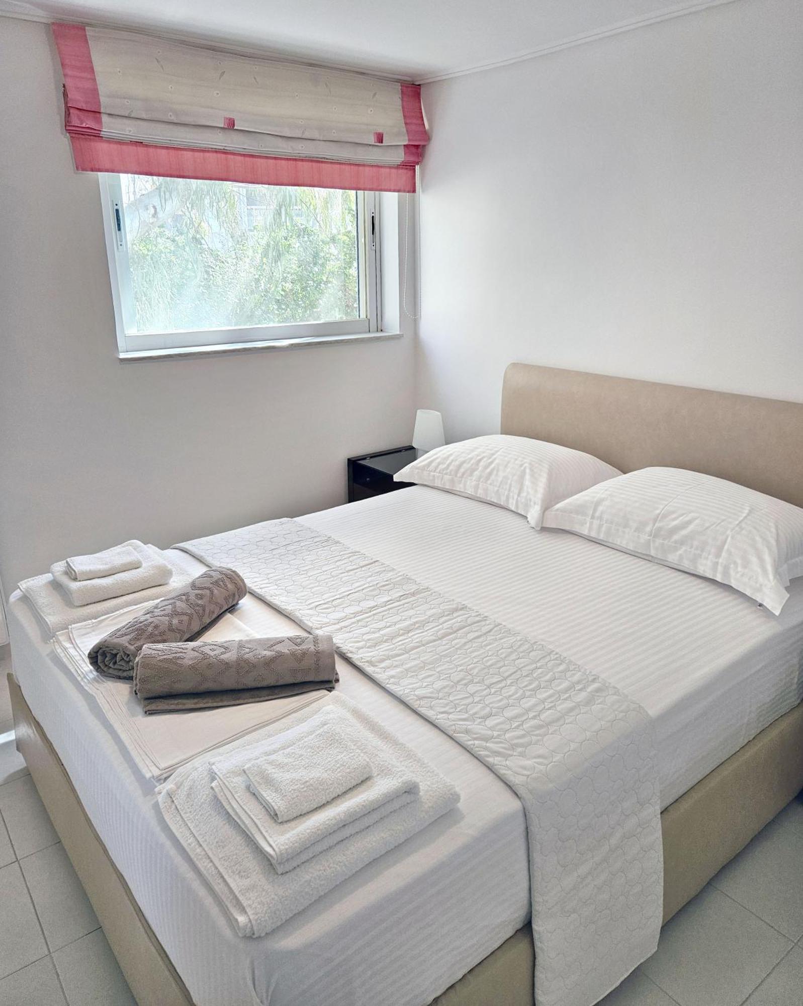 Kalivia Thorikou Lagonisi Beach House חדר תמונה